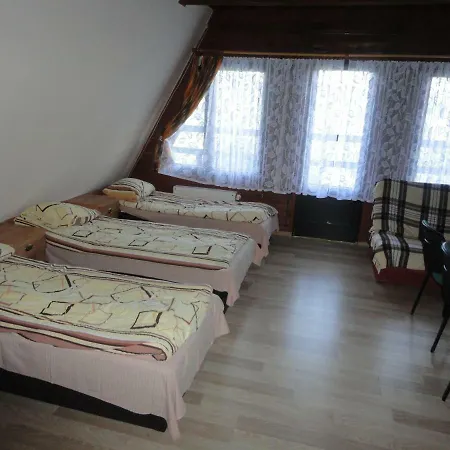 O.w.s. Strzecha Resort *